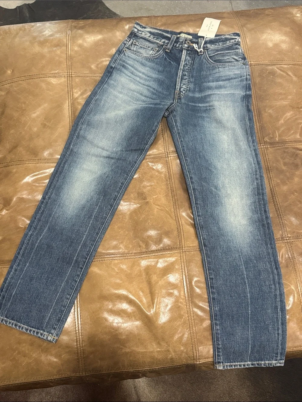 Hey Gang Straight Earl Classic High-Rise Jeans in Faded Blue NWT 25